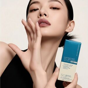 Sunforgettable Total Protection Face Shield Flex SPF 50 - NEW